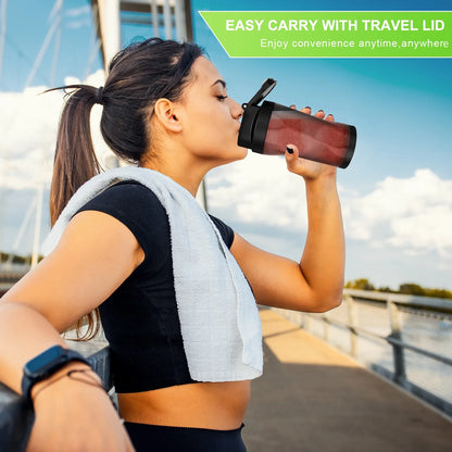 Liquidificador elétrico portátil para frutas frescas, 700ml, multifuncional, recarregável via USB, ideal para preparar smoothies e bebidas ao ar livre.