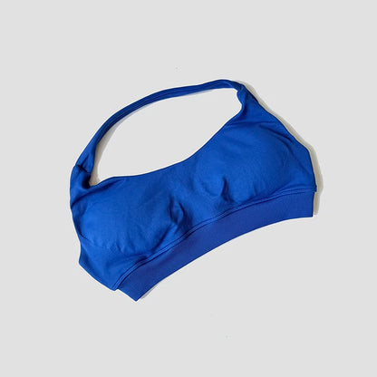 Sutiã esportivo sem costura com alças halter, top cropped sexy com bojo nas costas para yoga e academia.