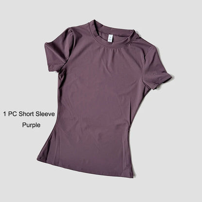 Conjunto de Yoga Esportivo Feminino Sem Costura, em Malha, para Academia, Fitness, com Top Cropped de Manga Curta e Legging Curta.